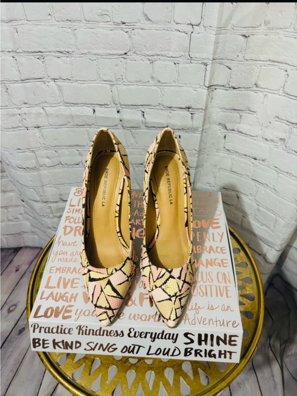 Shoe Republic LA Pink Geometric Pointed-Toe Pumps
